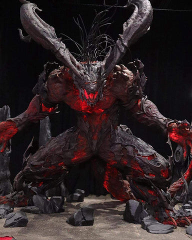 Final Fantasy XVI (16): One -of-a-kind life-size "Ifrit Eikon" statue (inquire about pricing)