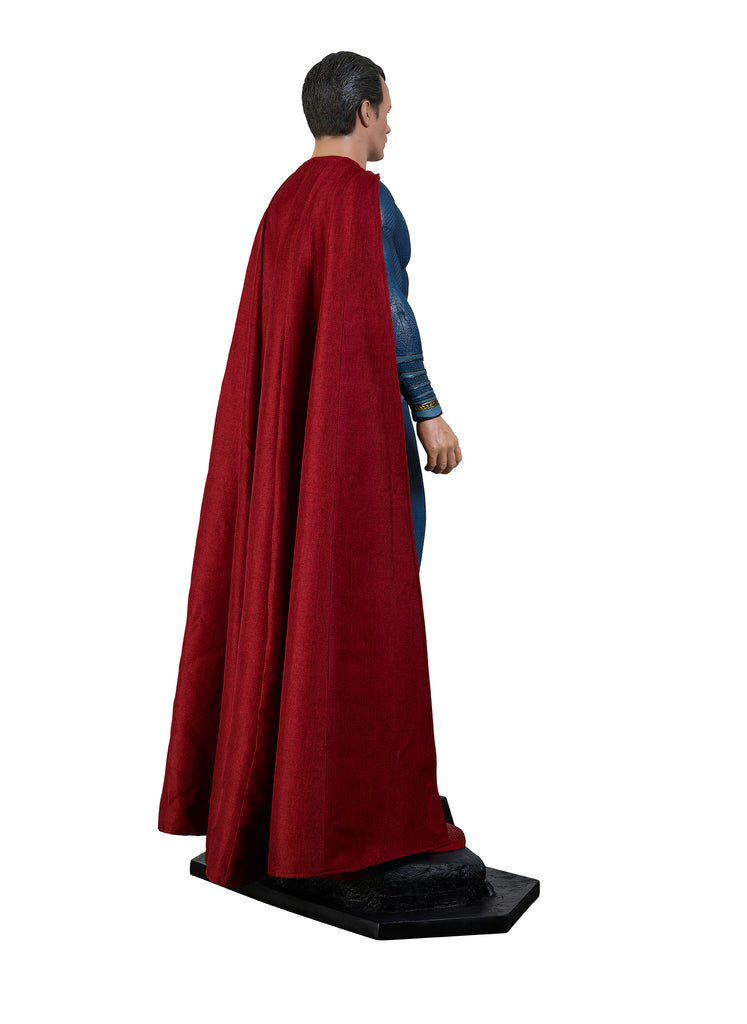 JUSTICE LEAGUE - “SUPERMAN” LIFE-SIZE STATUE – Section9