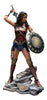 WONDER WOMAN - Life-size Wonder Woman statue